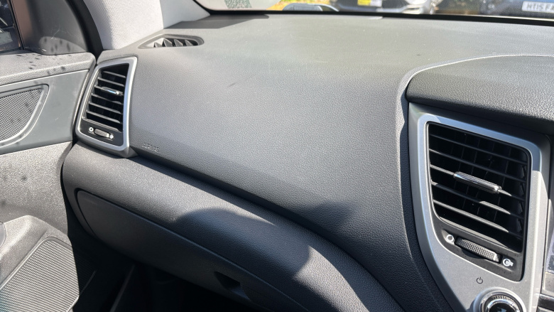 Hyundai Tucson 1.6 GDi Blue Drive SE Nav 5dr 2WD Petrol Estate